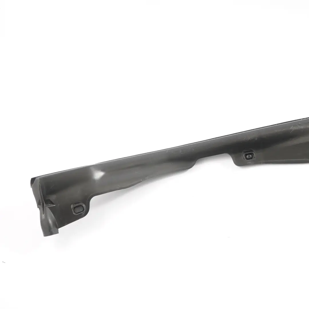 Porta posteriore destra Guarnizione in gomma per BMW X1 F48 con numero di parte 7349664 BMW X1 F48 Porta posteriore destra Guarnizione in gomma - SKU 7349664 - Numero di parte 7349664