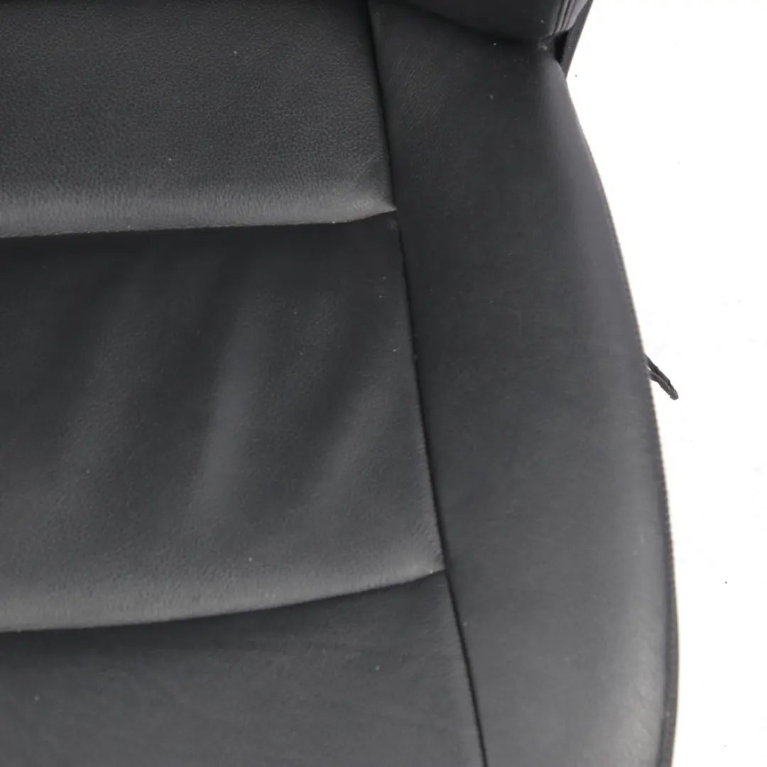 Fotel Prawy Przód Podgrzewany Skóra Dakota Czarna do BMW F10 F11 LCI o numerze 7350142 BMW F10 F11 LCI Fotel Prawy Przód Podgrzewany Skóra Dakota Czarna - SKU 7350142-1 - Numer Części 7350142