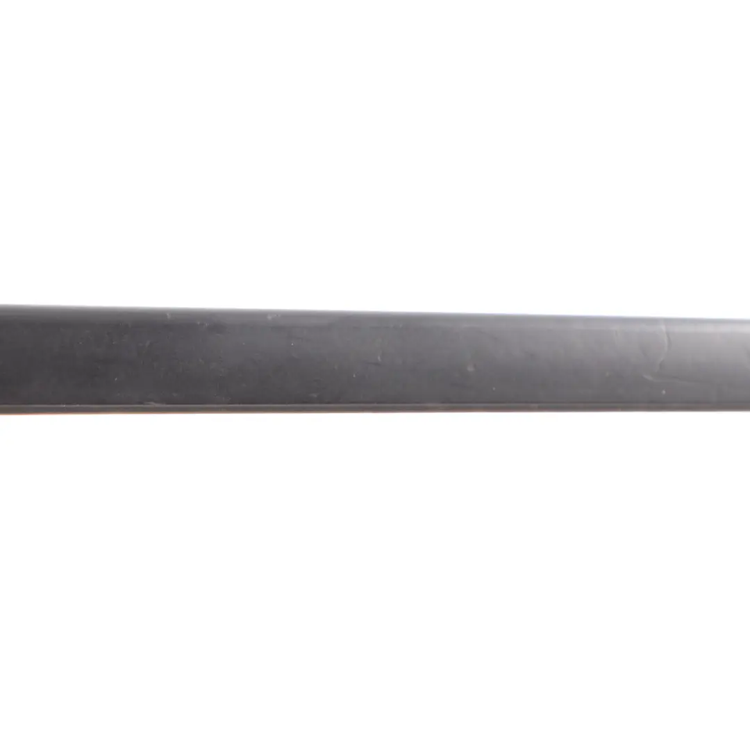 Windschutzscheiben-Abdeckleiste links Spacegrau Grau Metallic - A52 für BMW X3 E83 mit Teilenummer 7350609 BMW X3 E83 Windschutzscheiben-Abdeckleiste links Spacegrau Grau Metallic - A52 - SKU 7350609 - Teilenummer 7350609