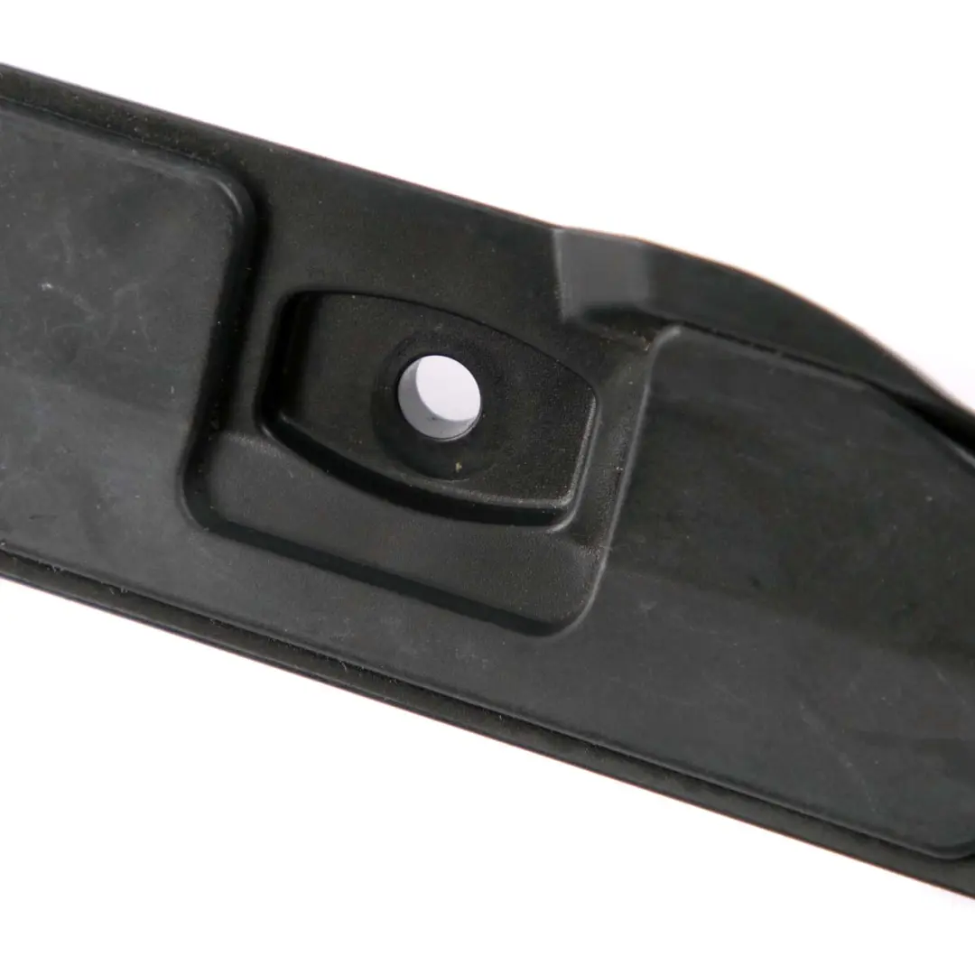 BMW F33 F83 Cabriolet Deflettore vento Supporto staffa di montaggio sinistra - SKU 7351101 - Numero di parte 7351101