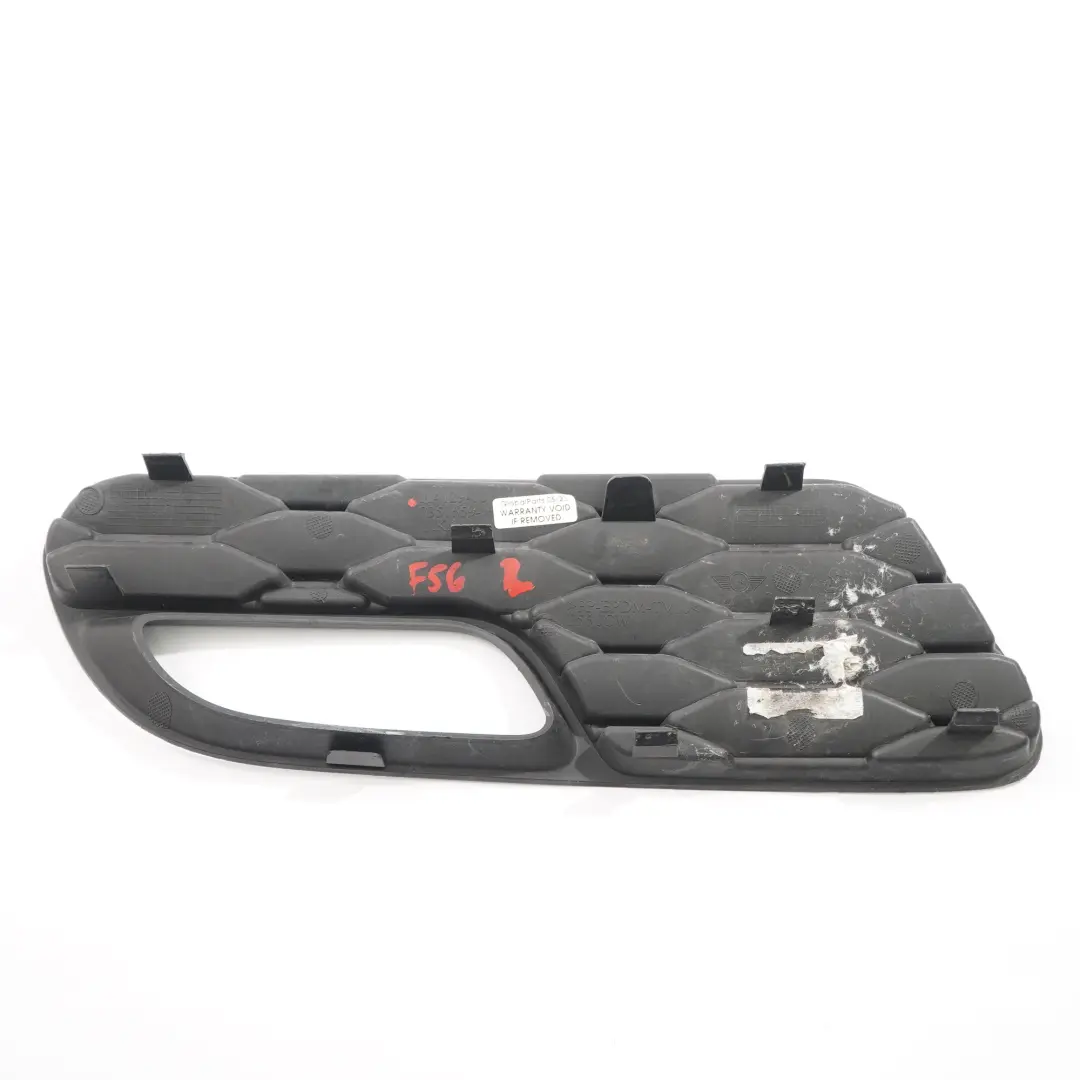Rejilla parachoques trasero Mini JCW F56 Aerokit Rejilla Trim Izquierda para con número de pieza 7351659 Rejilla parachoques trasero Mini JCW F56 Aerokit Rejilla Trim Izquierda - SKU 7351659 - Número de pieza 7351659