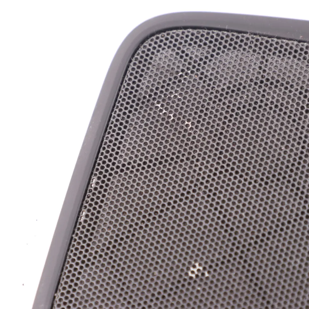 Housse BMW F87 M2 Couvercle haut parleur Harman Kardon arrière droite 7921168 pour à propos du numéro de pièce 7351694 Housse BMW F87 M2 Couvercle haut parleur Harman Kardon arrière droite 7921168 - SKU 7351694 - Numéro de pièce 7351694