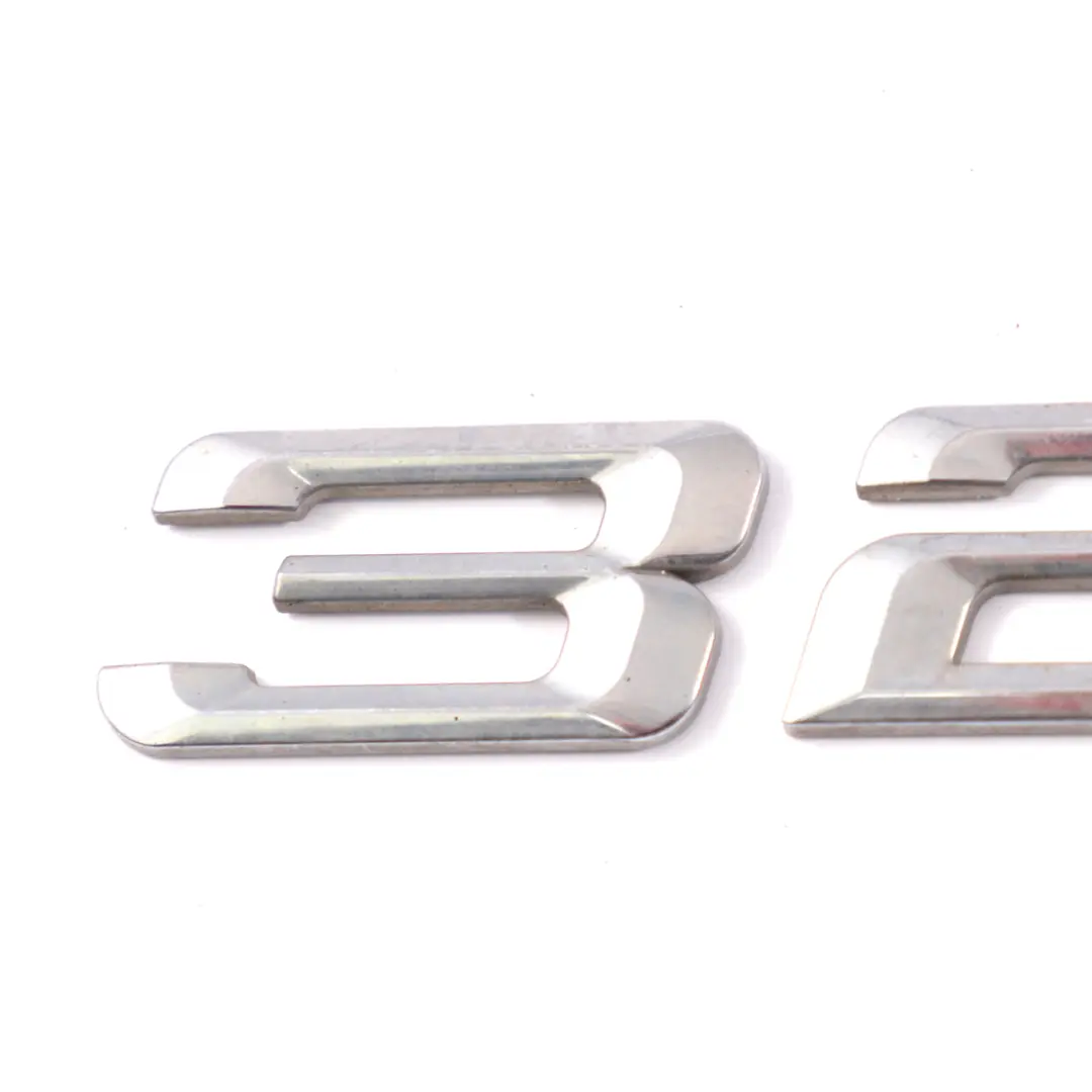 Emblema Copertura Trim Cromo Tronco Logo Posteriore 328i GT per BMW F34 con numero di parte 7351967 BMW F34 Emblema Copertura Trim Cromo Tronco Logo Posteriore 328i GT - SKU 7351967 - Numero di parte 7351967