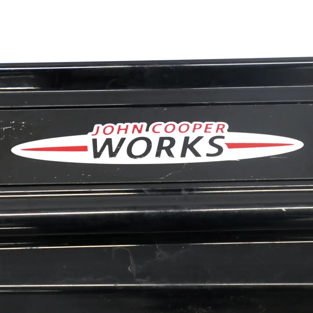 Faldón Lateral Izquierdo JCW Tapa Lateral Panel Balancín Negro para Mini F56 con número de pieza 7352151 Mini F56 Faldón Lateral Izquierdo JCW Tapa Lateral Panel Balancín Negro - SKU 7352151-1 - Número de pieza 7352151