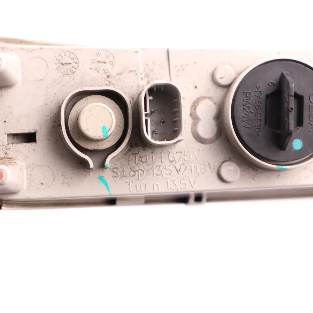 Luz trasera derecha parachoques para Mini Clubman F54 con número de pieza 7352158 Mini Clubman F54 Luz trasera derecha parachoques - SKU 7352158 - Número de pieza 7352158