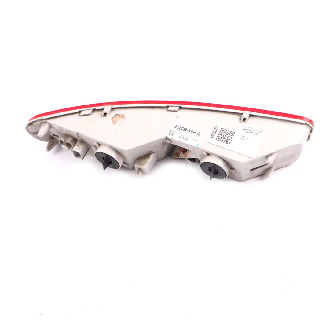 Luce paraurti posteriore destra Fanale posteriore per Mini Clubman F54 con numero di parte 7352158 Mini Clubman F54 Luce paraurti posteriore destra Fanale posteriore - SKU 7352158 - Numero di parte 7352158