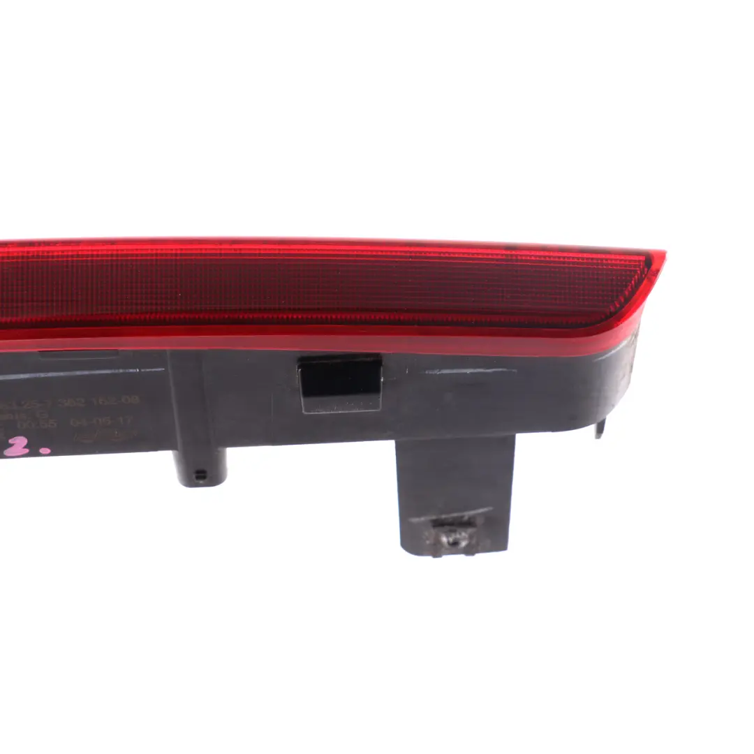 Tercera luz de freno Luz central Spoiler superior para Mini F54 Clubman con número de pieza 7352162 Mini F54 Clubman Tercera luz de freno Luz central Spoiler superior - SKU 7352162 - Número de pieza 7352162