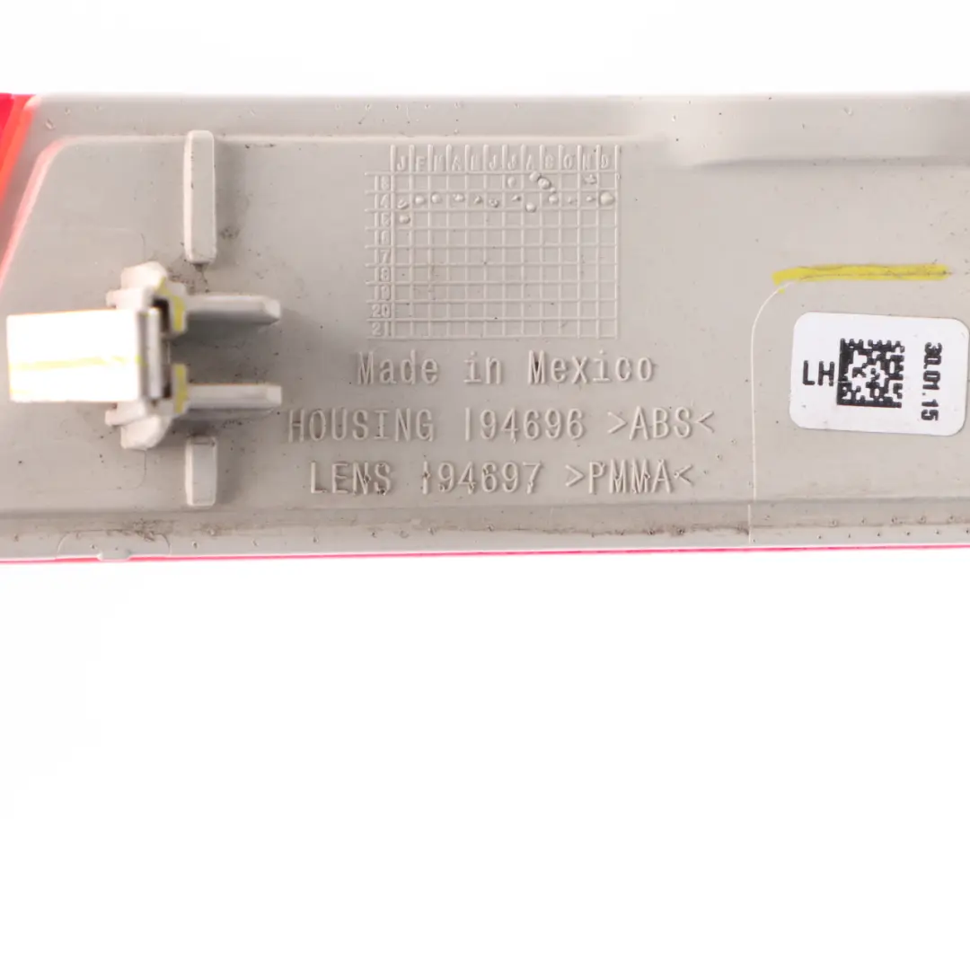 BMW X3 F25 Réflecteur arrière gauche pour pare-chocs - SKU 7352209 - Numéro de pièce 7352209