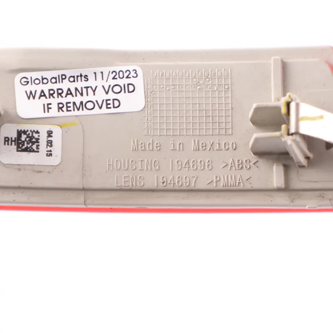 BMW X3 F25 Lampe Réflecteur de pare-chocs arrière droit Réflexion rouge - SKU 7352210 - Numéro de pièce 7352210