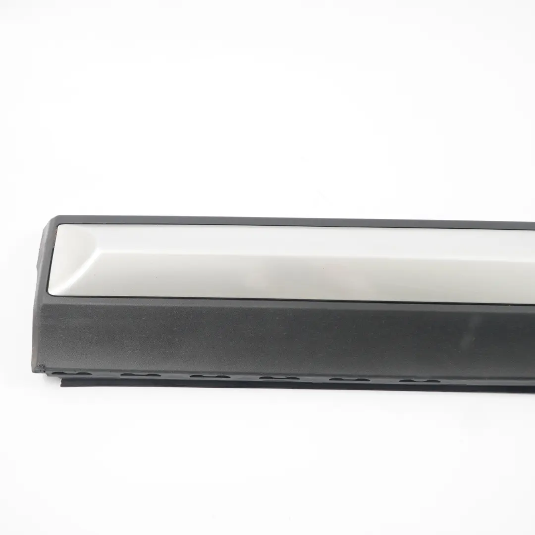 BMW X3 F25 Moulure Porte Arrière Gauche X Line Couvercle bas caisse - SKU 7352557 - Numéro de pièce 7352557