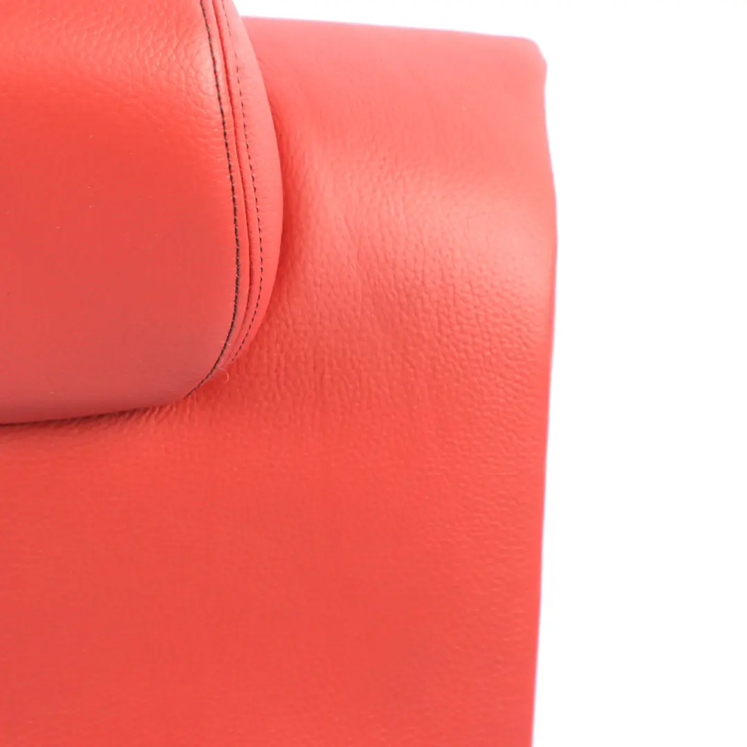 Dossier de banquette arrière droite Housse dossier cuir Dakota Coral Red pour BMW F32 à propos du numéro de pièce 7352620 BMW F32 Dossier de banquette arrière droite Housse dossier cuir Dakota Coral Red - SKU 7352620 - Numéro de pièce 7352620