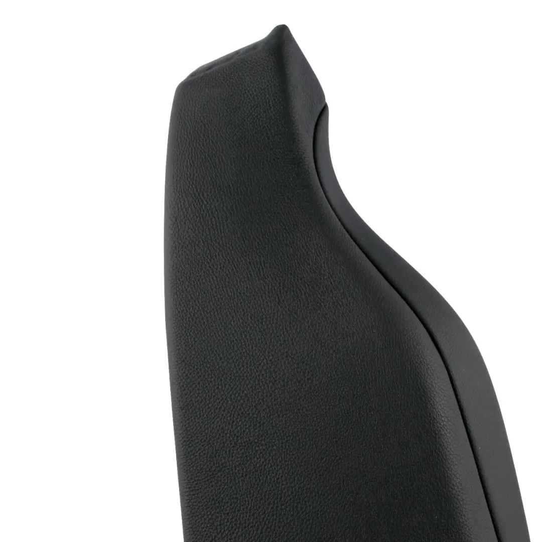 Finitura sedile posteriore destro Panca Copertura laterale pelle nera per BMW F32 con numero di parte 7352728 BMW F32 Finitura sedile posteriore destro Panca Copertura laterale pelle nera - SKU 7352728 - Numero di parte 7352728
