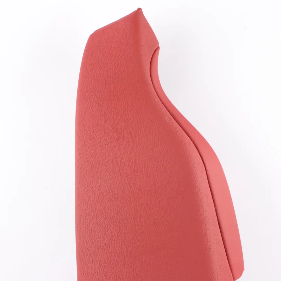 Rifinitura sedile posteriore destro Panca laterale Copertura pelle rossa per BMW F32 con numero di parte 7352734 BMW F32 Rifinitura sedile posteriore destro Panca laterale Copertura pelle rossa - SKU 7352734 - Numero di parte 7352734