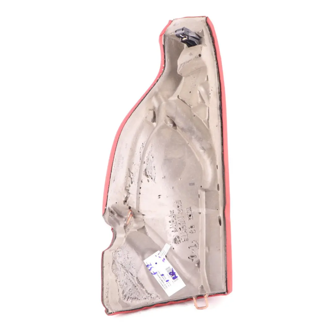 Acabado Asiento Trasero Derecho Tapa Lateral Cuero Rojo para BMW F32 con número de pieza 7352734 BMW F32 Acabado Asiento Trasero Derecho Tapa Lateral Cuero Rojo - SKU 7352734 - Número de pieza 7352734