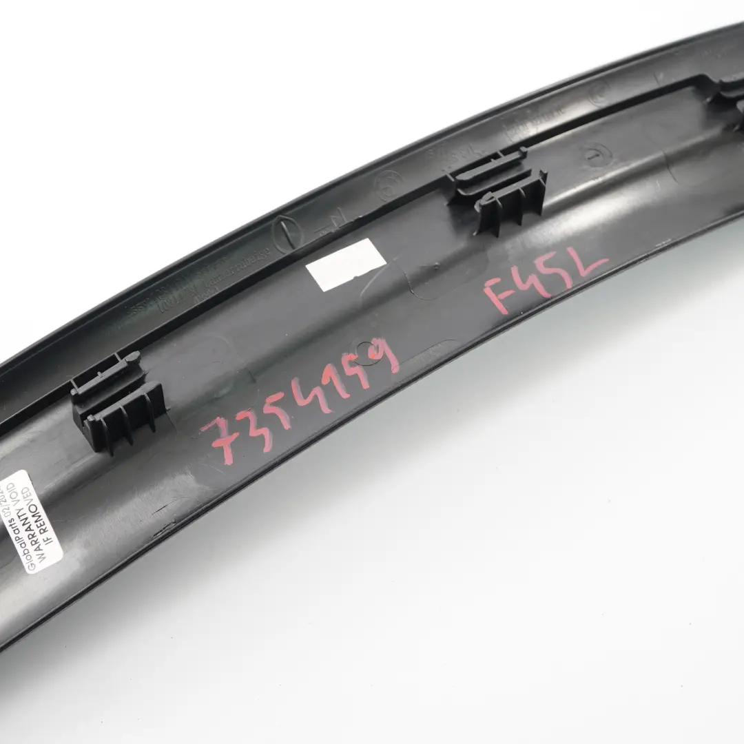 Embellecedor Tapa Tira Entrada Trasera Izquierda para BMW F45 con número de pieza 7354159 BMW F45 Embellecedor Tapa Tira Entrada Trasera Izquierda - SKU 7354159 - Número de pieza 7354159