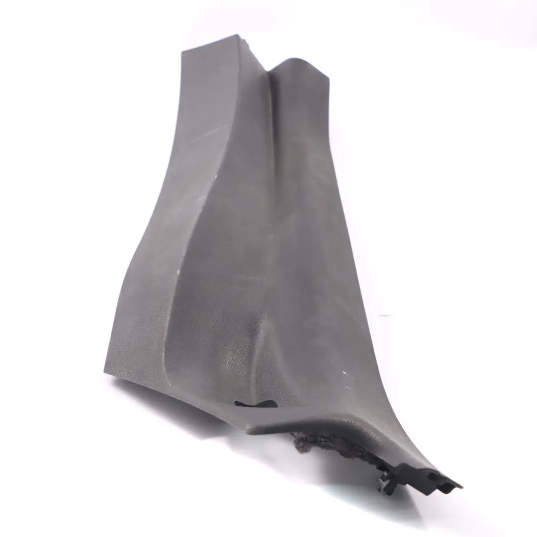 Pilar Cubierta C-Columna Embellecedor Inferior Izquierda Negro 7298843 para BMW F45 con número de pieza 7354161 BMW F45 Pilar Cubierta C-Columna Embellecedor Inferior Izquierda Negro 7298843 - SKU 7354161 - Número de pieza 7354161