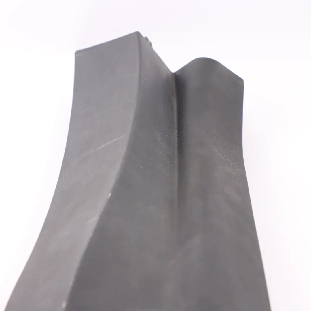 Pilar Cubierta C-Columna Embellecedor Inferior Izquierda Negro 7298843 para BMW F45 con número de pieza 7354161 BMW F45 Pilar Cubierta C-Columna Embellecedor Inferior Izquierda Negro 7298843 - SKU 7354161 - Número de pieza 7354161