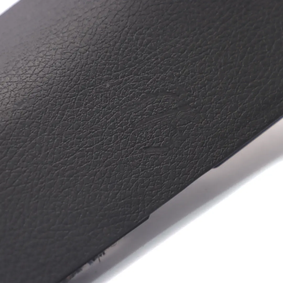 Säulen abdeckung C-Säule Beschnitt Unterseite Rechts Schwarz für BMW F45 mit Teilenummer 7354162 BMW F45 Säulen abdeckung C-Säule Beschnitt Unterseite Rechts Schwarz - SKU 7354162 - Teilenummer 7354162