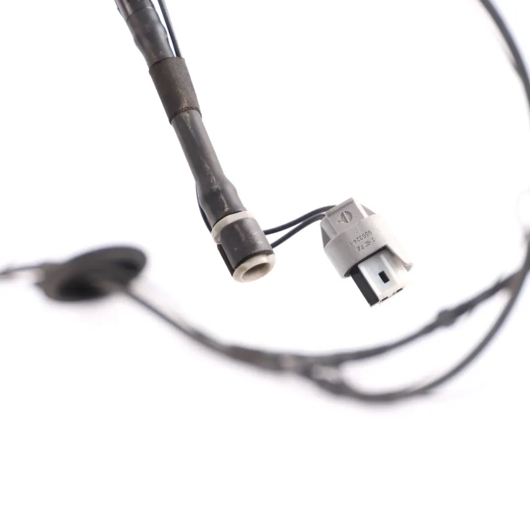 Washer Line Mini Clubman F54 Windscreen Washer Nozzle Hose Wiring to with Part number 7354287 Washer Line Mini Clubman F54 Windscreen Washer Nozzle Hose Wiring - SKU 7354287 - Part number 7354287