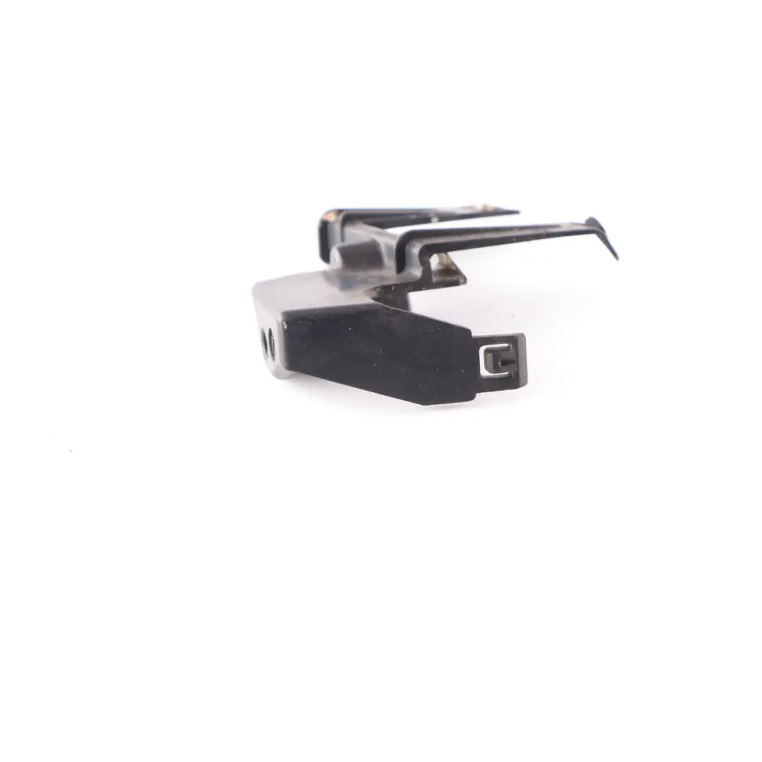 Support Fog Lamp Mount Left N/S Fog Light Bracket to BMW F20 F21 with Part number 7354389 BMW F20 F21 Support Fog Lamp Mount Left N/S Fog Light Bracket - SKU 7354389 - Part number 7354389