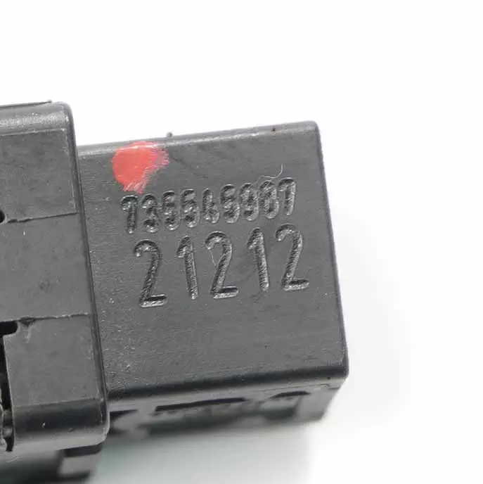 Presa USB Citroen Jumper Peugeot Boxer Fiat Ducato Porta Connettore per con numero di parte 735545987 Presa USB Citroen Jumper Peugeot Boxer Fiat Ducato Porta Connettore - SKU 735545987 - Numero di parte 735545987