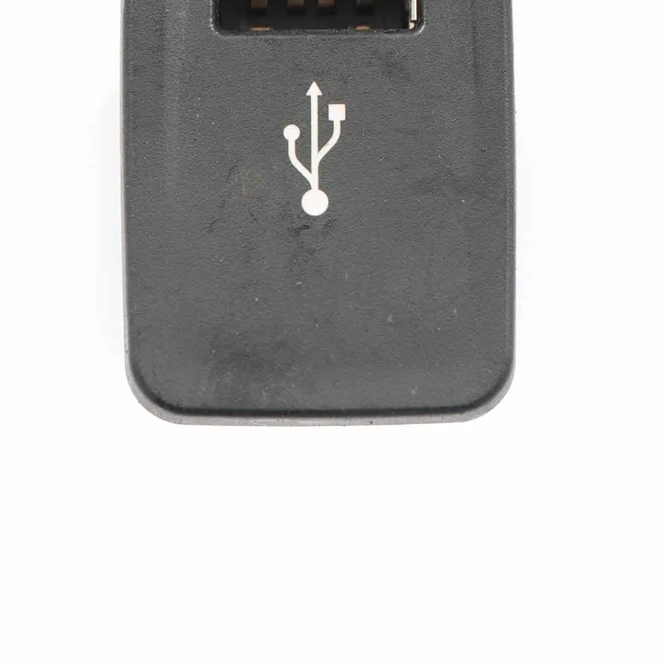  USB Socket Citroen Relay Peugeot Boxer Fiat Ducato Port Connector Plug - SKU 735545987 - Part number 735545987