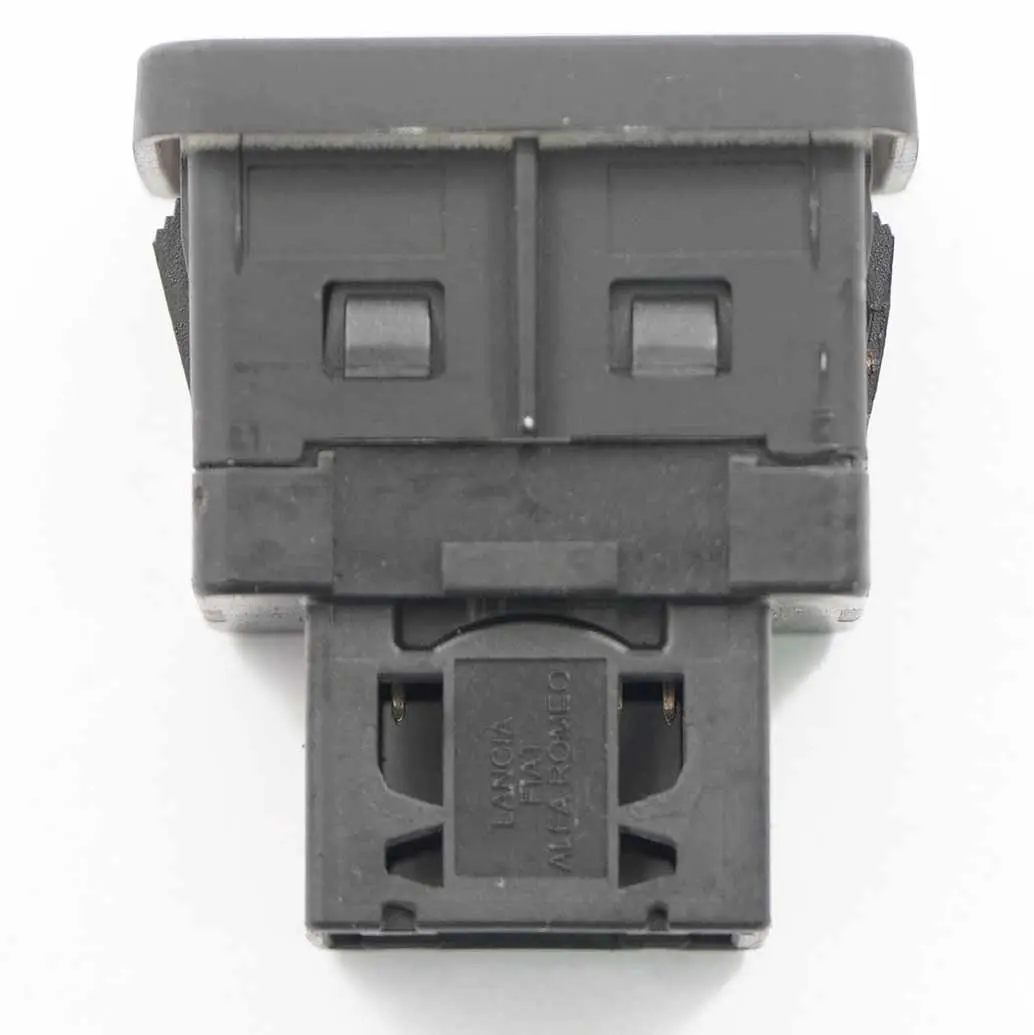  USB-Buchse Citroen Jumper Peugeot Boxer Fiat Ducato Anschlussstecker - SKU 735545987 - Teilenummer 735545987