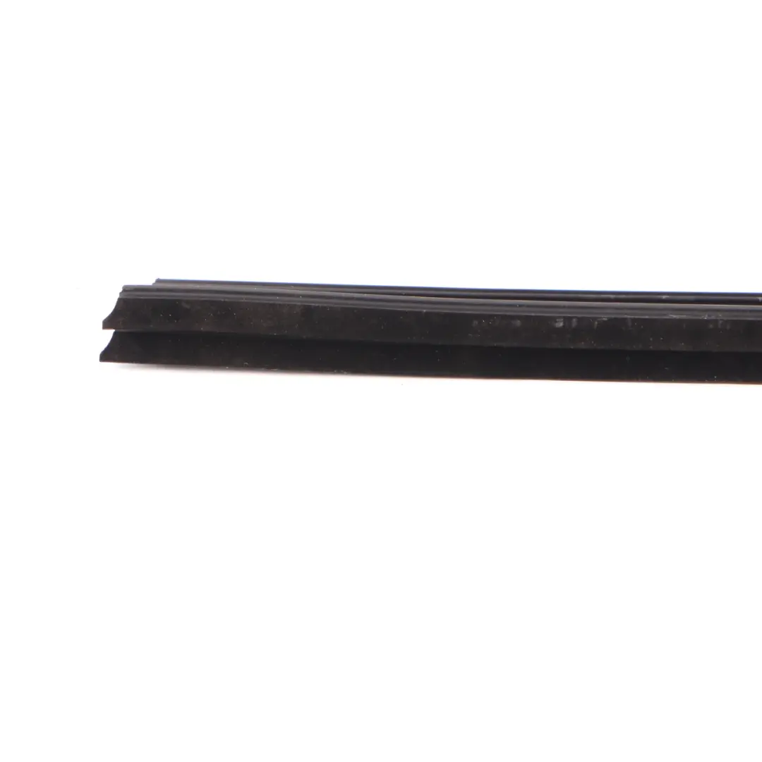 Fensterdichtung Tür Hinten Links Dichtleiste für BMW G11 mit Teilenummer 7355523 BMW G11 Fensterdichtung Tür Hinten Links Dichtleiste - SKU 7355523 - Teilenummer 7355523