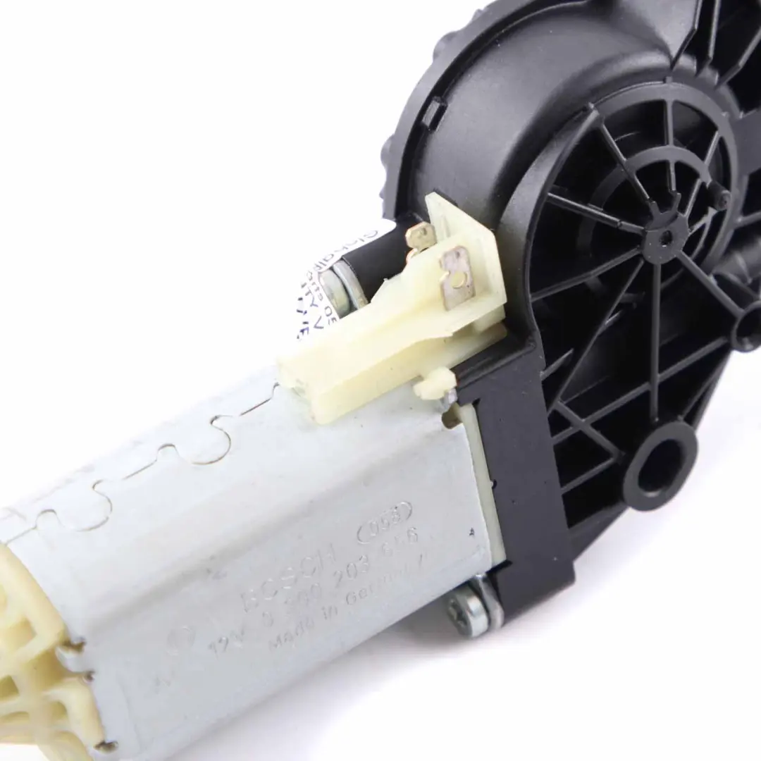 Techo Plegable Convertible Mecanismo De Bloqueo Motor para BMW E93 F33 con número de pieza 7355824 BMW E93 F33 Techo Plegable Convertible Mecanismo De Bloqueo Motor - SKU 7355824 - Número de pieza 7355824