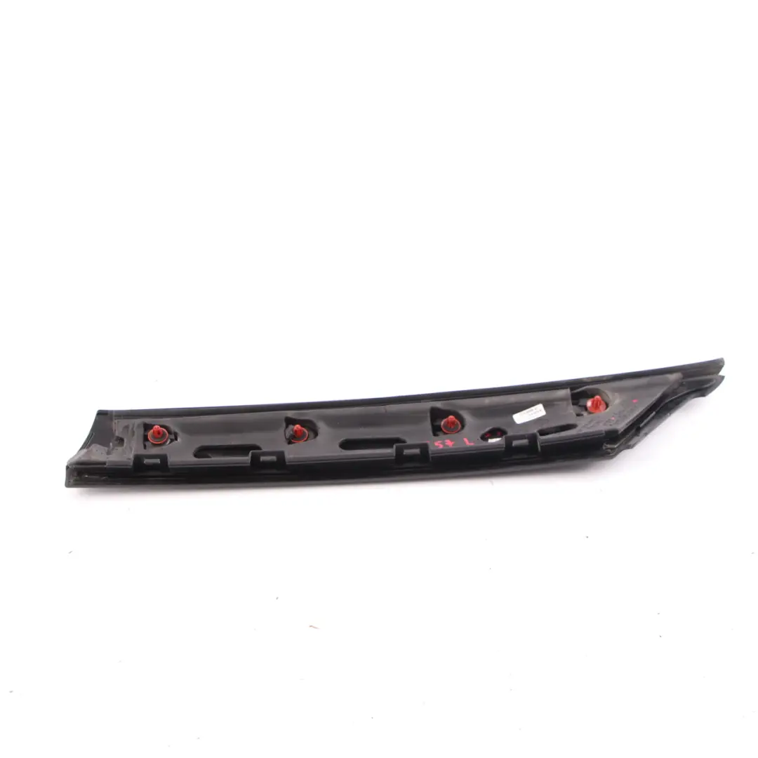 Osłona Słupka A Zewnętrzna Przednia Lewa do Mini F57 Cabrio o numerze 7356297 Mini F57 Cabrio Osłona Słupka A Zewnętrzna Przednia Lewa - SKU 7356297 - Numer Części 7356297