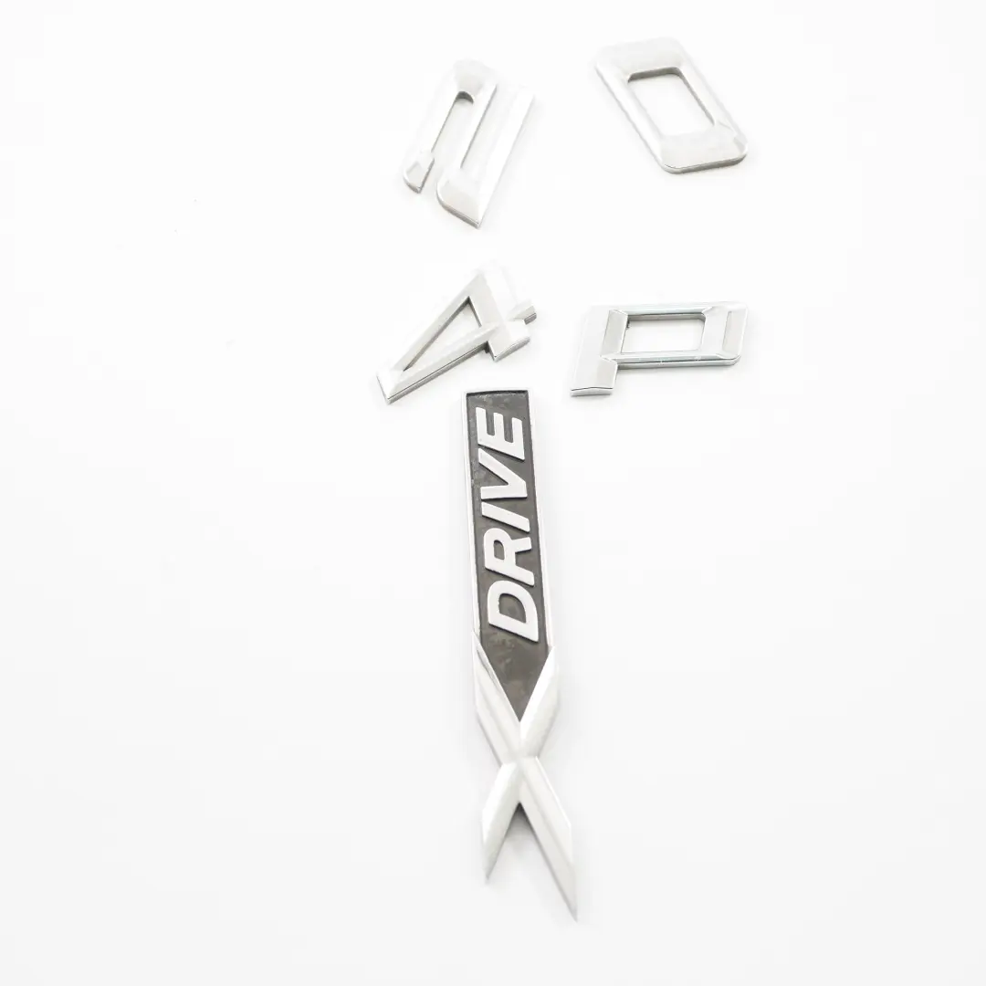 Emblema Lettering Trasero Adherido Tapa maletero xDrive 420d para BMW F32 F36 con número de pieza 7356330 BMW F32 F36 Emblema Lettering Trasero Adherido Tapa maletero xDrive 420d - SKU 7356330 - Número de pieza 7356330