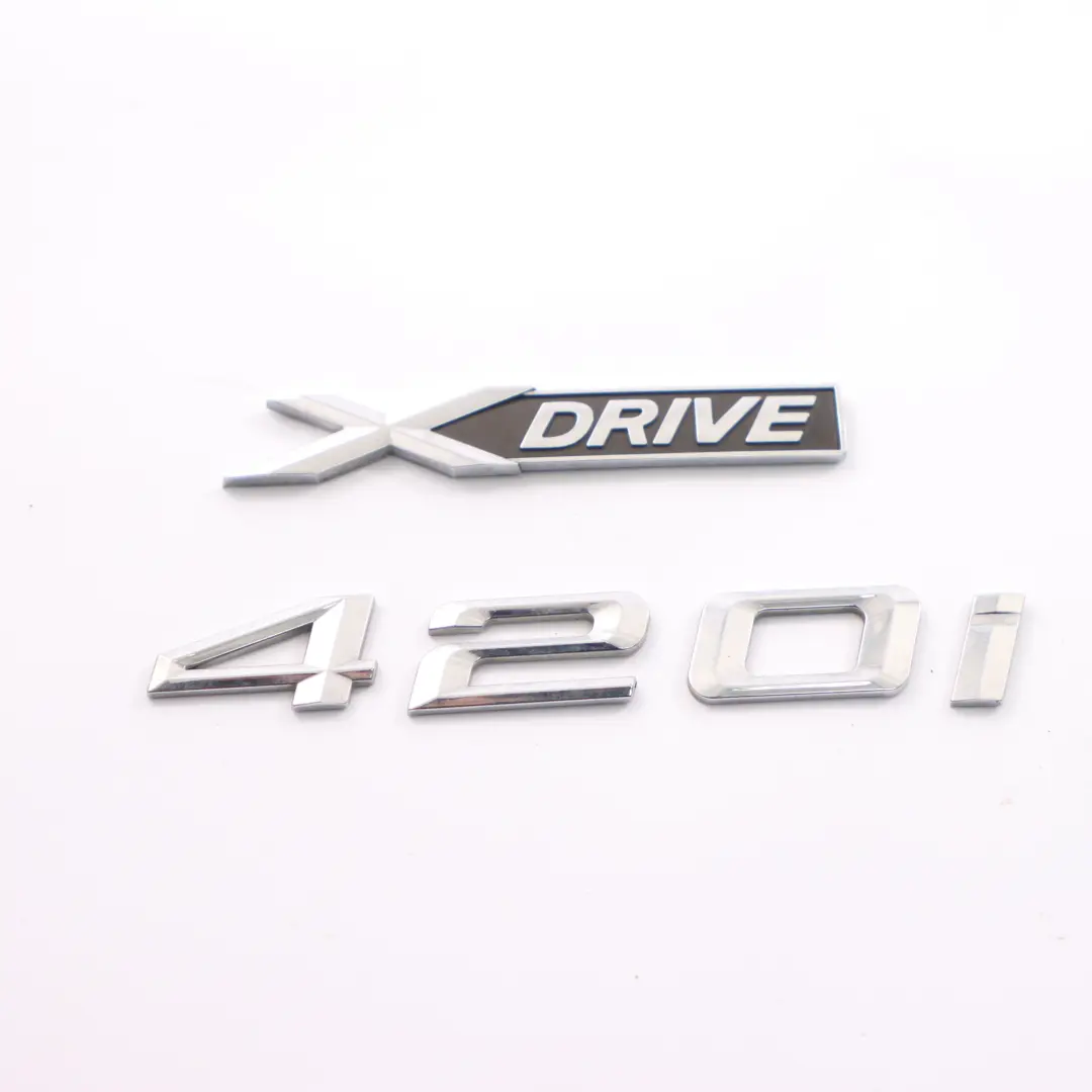 Lettering Emblema 420i xDrive Trasero Portón trasero Adherido para BMW F36 con número de pieza 7356334 BMW F36 Lettering Emblema 420i xDrive Trasero Portón trasero Adherido - SKU 7356334 - Número de pieza 7356334