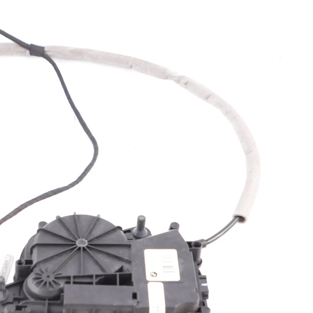 Koffer raum klappe Power Lock Drive Motorsteuergerät für BMW G11 G12 mit Teilenummer 7357097 BMW G11 G12 Koffer raum klappe Power Lock Drive Motorsteuergerät - SKU 7357097 - Teilenummer 7357097
