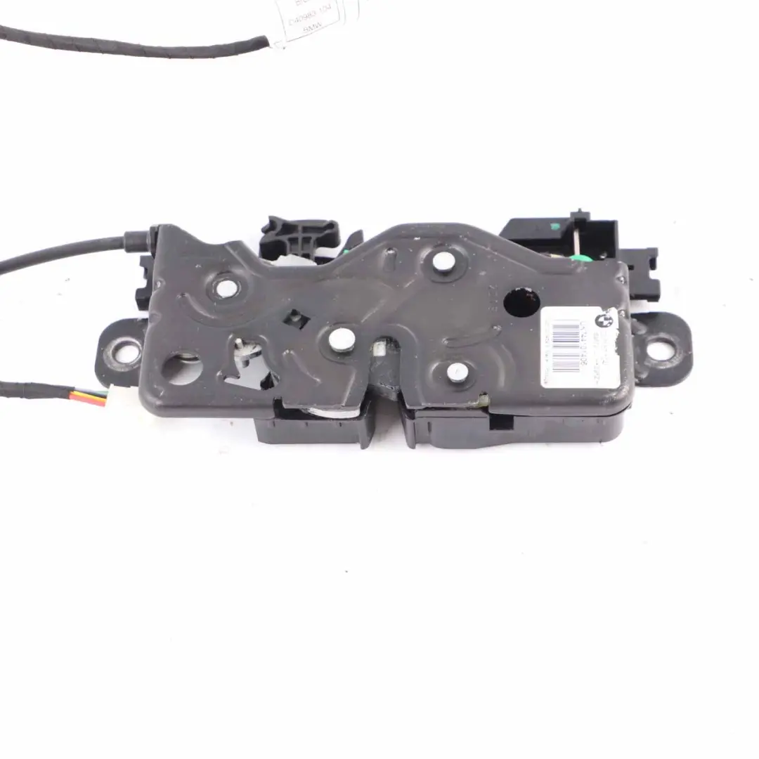 Zamek Dociąg Klapy Bagażnika Tył do BMW G11 G12 o numerze 7357097 BMW G11 G12 Zamek Dociąg Klapy Bagażnika Tył - SKU 7357097 - Numer Części 7357097