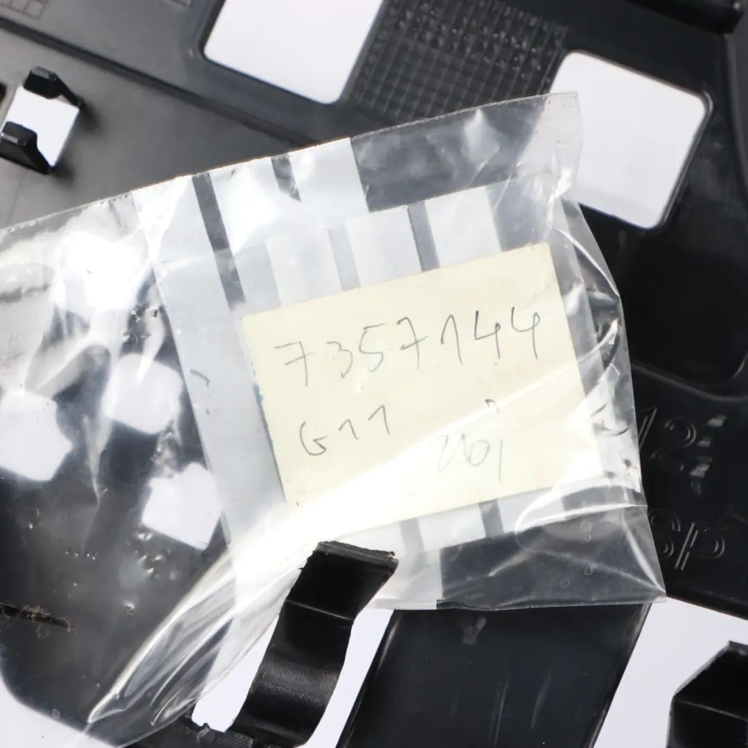 BMW G11 Rear Bumper Guide M Sport Centre Bumper Mount Support Bracket - SKU 7357144 - Part number 7357144