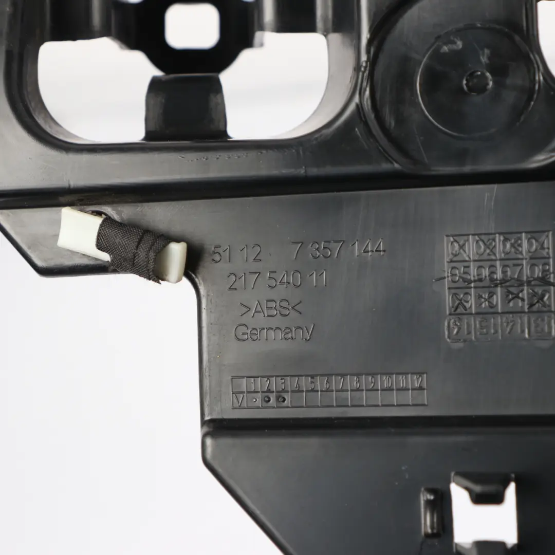 Bumper Guide M Sport Centre Bumper Mount Support Bracket to BMW G11 Rear with Part number 7357144 BMW G11 Rear Bumper Guide M Sport Centre Bumper Mount Support Bracket - SKU 7357144 - Part number 7357144