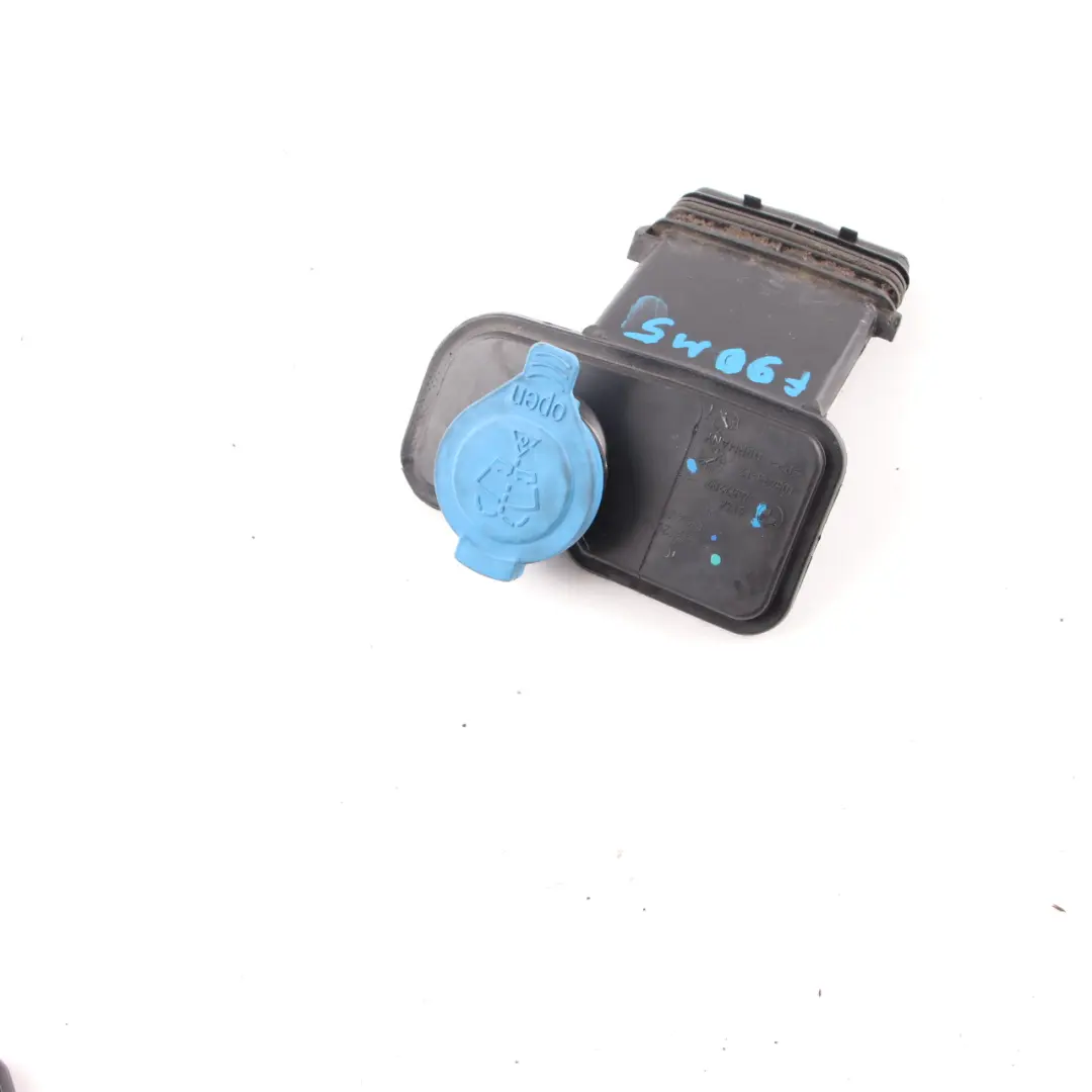 Tubo riempimento BMW G30 G31 Contenitore lavaggio Serbatoio liquido parabrezza per con numero di parte 7357287 Tubo riempimento BMW G30 G31 Contenitore lavaggio Serbatoio liquido parabrezza - SKU 7357287 - Numero di parte 7357287