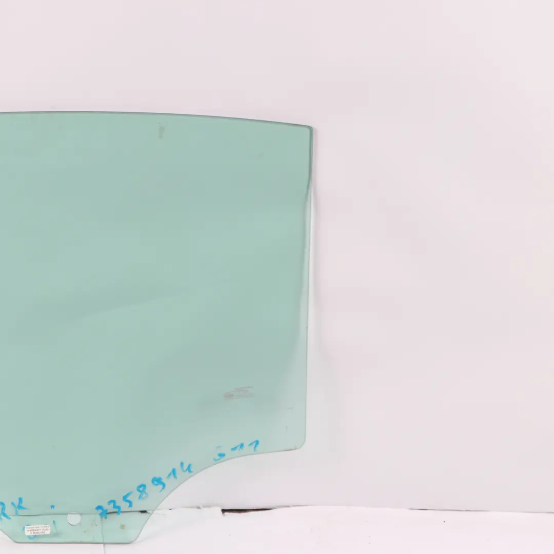 Door Window Glass Rear Right O/S Door Glazing AS2 to BMW G11 with Part number 7358914 BMW G11 Door Window Glass Rear Right O/S Door Glazing AS2 - SKU 7358914 - Part number 7358914