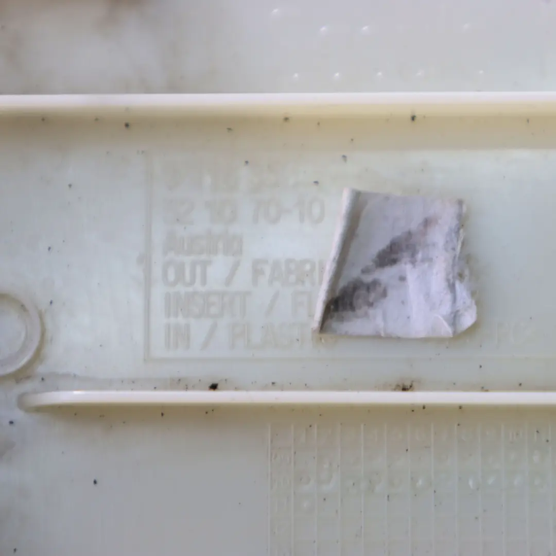 Osłona Obudowa Poszycie Słupka B Prawa Beż do BMW F10 F11 o numerze 7358984 BMW F10 F11 Osłona Obudowa Poszycie Słupka B Prawa Beż - SKU 7358984 - Numer Części 7358984