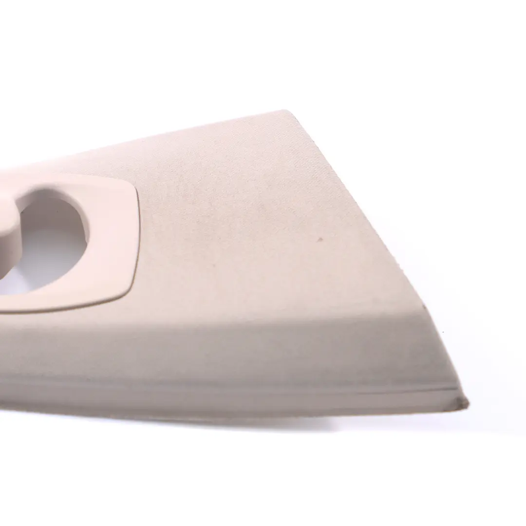 Tapa Columna B Pilar Superior Derecho Embellecedor Oyster para BMW F10 F11 con número de pieza 7358984 BMW F10 F11 Tapa Columna B Pilar Superior Derecho Embellecedor Oyster - SKU 7358984 - Número de pieza 7358984