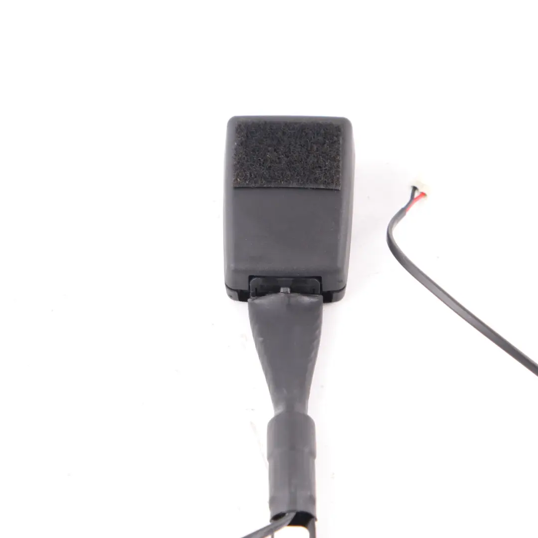 Klamra Zapinka Siedzenia Pasa Lewy Przód do BMW F90 M5 G11 G30 o numerze 7359090 BMW F90 M5 G11 G30 Klamra Zapinka Siedzenia Pasa Lewy Przód - SKU 7359090 - Numer Części 7359090