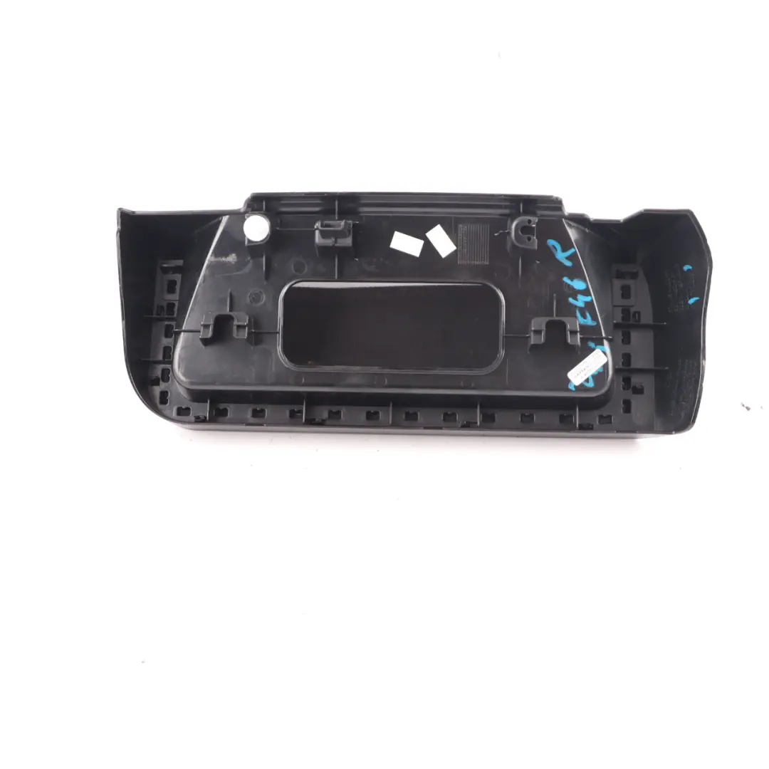 Compartiment Rangement Siège Central Droit Bac pour BMW F46 à propos du numéro de pièce 7360296 BMW F46 Compartiment Rangement Siège Central Droit Bac - SKU 7360296 - Numéro de pièce 7360296