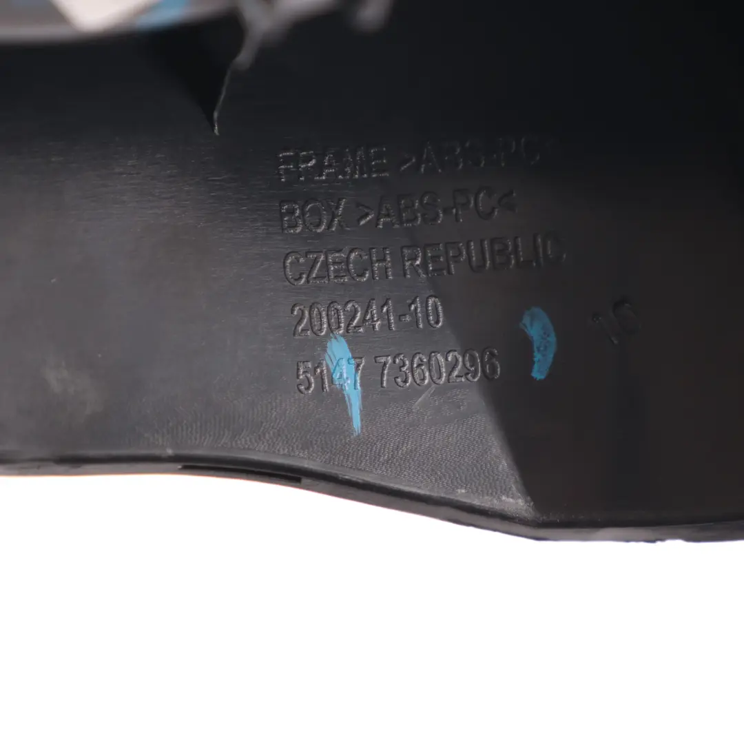 Compartimiento Almacenamiento Derecha Asiento Bandeja Bolsillo para BMW F46 con número de pieza 7360296 BMW F46 Compartimiento Almacenamiento Derecha Asiento Bandeja Bolsillo - SKU 7360296 - Número de pieza 7360296