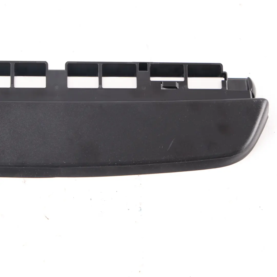 Stop Lamp Rear Interior Brake Third Stop Light Black to BMW G30 with Part number 7360527 BMW G30 Stop Lamp Rear Interior Brake Third Stop Light Black - SKU 7360527 - Part number 7360527