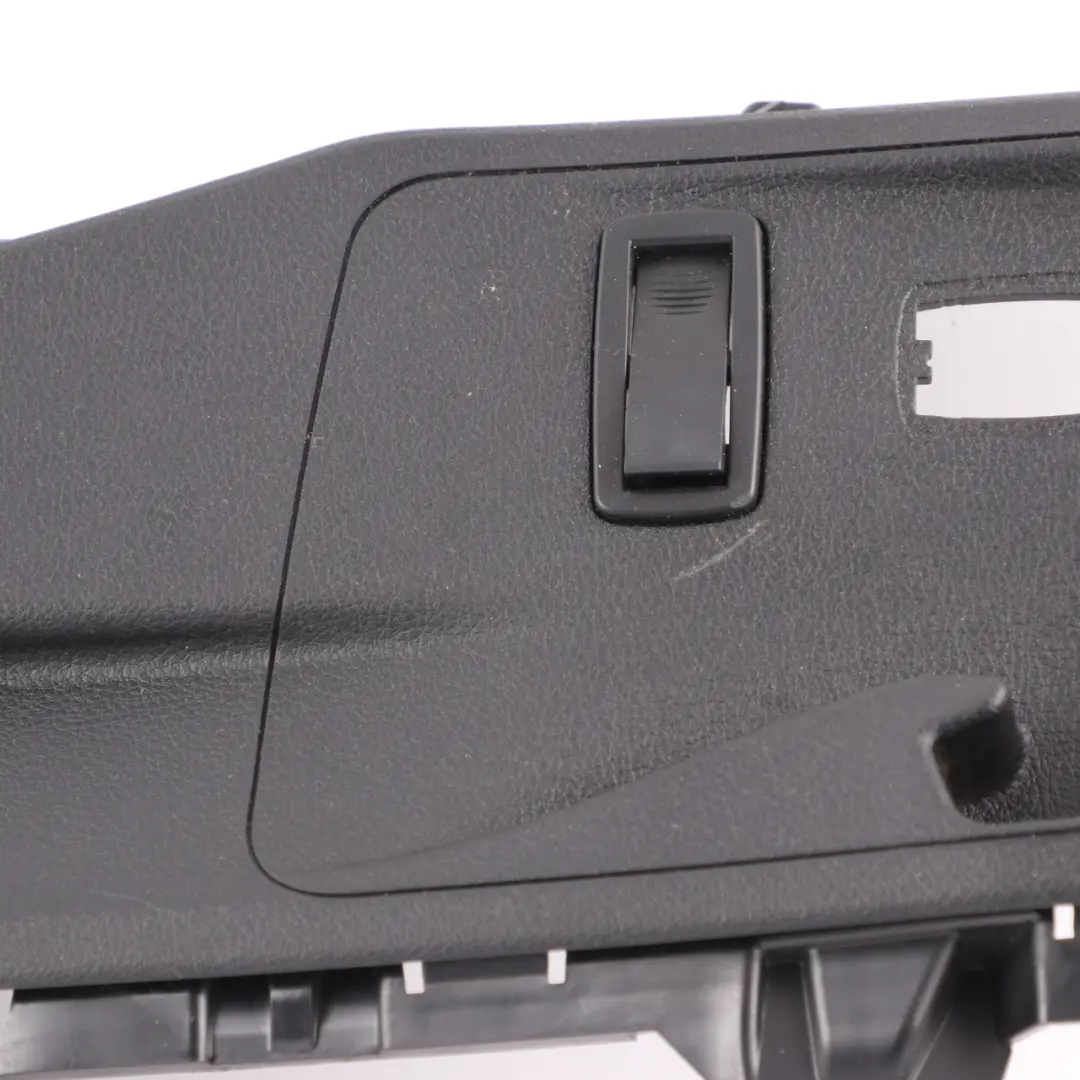BMW F46 Kofferraum Trim Panel Reling Schiene Links Abdeckung Schwarz 7327009 - SKU 7360949 - Teilenummer 7360949
