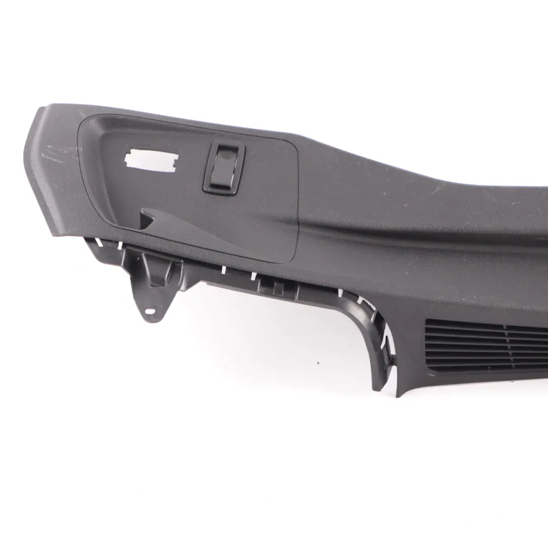 BMW F46 Trunk Boot Trim Panel Railing Rail Tapa Derecha Negro 7327010 - SKU 7360950 - Número de pieza 7360950