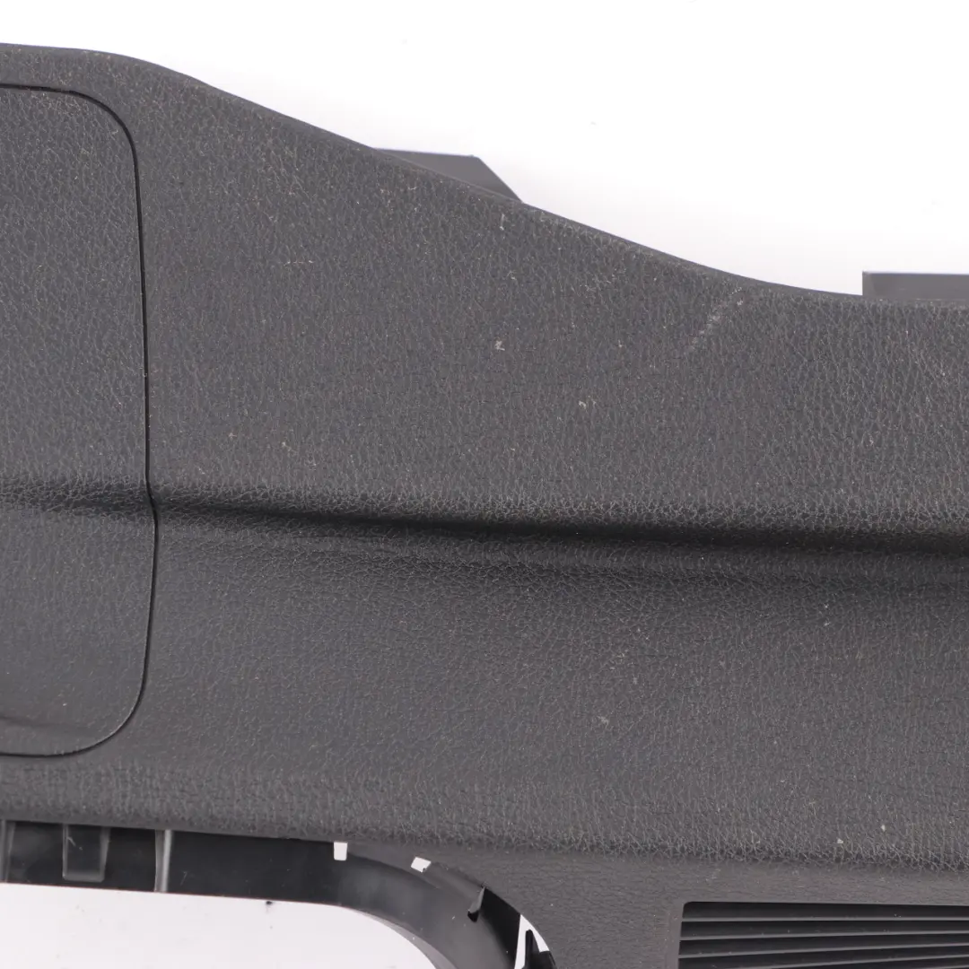 BMW F46 Trunk Boot Trim Panel Railing Rail Tapa Derecha Negro 7327010 - SKU 7360950 - Número de pieza 7360950