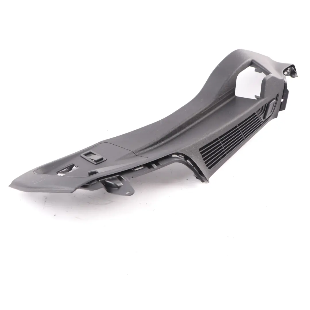 Baule Boot Trim Panel Railing Rail Right Cover Nero 7327010 per BMW F46 con numero di parte 7360950 BMW F46 Baule Boot Trim Panel Railing Rail Right Cover Nero 7327010 - SKU 7360950 - Numero di parte 7360950