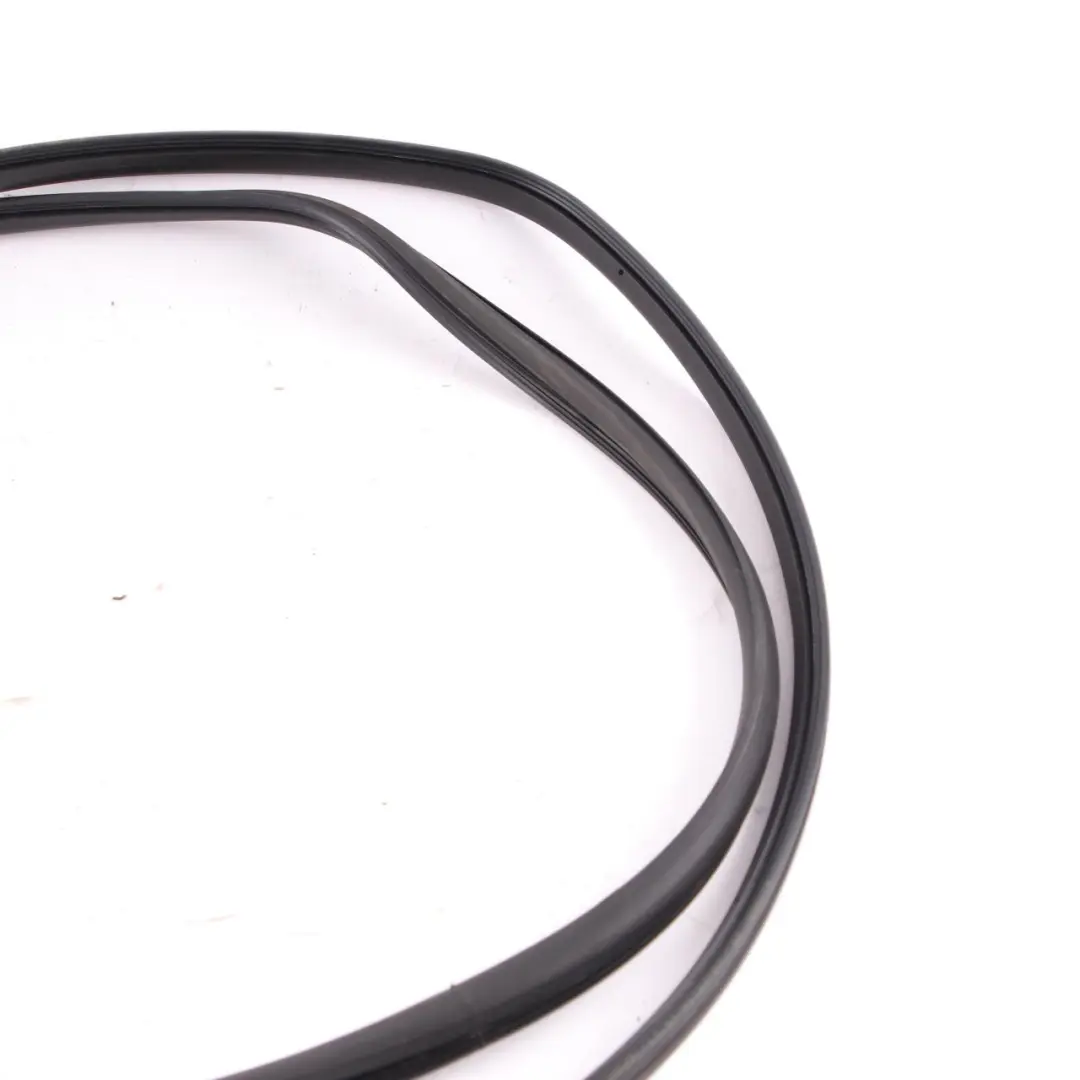 Rubber Seal BMW i3 I01 Glass Roof Sunroof Panoramic Gasket Black to with Part number 7361004 Rubber Seal BMW i3 I01 Glass Roof Sunroof Panoramic Gasket Black - SKU 7361004 - Part number 7361004