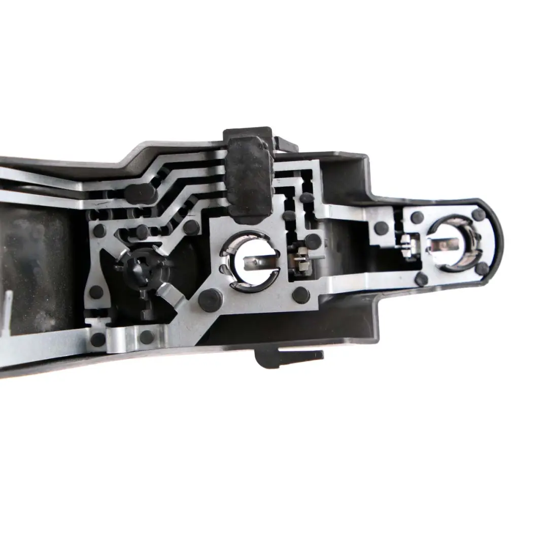 Ampoule Gauche Carrier White Couvercle Clignotant pour BMW E60 LCI M5 à propos du numéro de pièce 7361881 BMW E60 LCI M5 Ampoule Gauche Carrier White Couvercle Clignotant - SKU 7361881 - Numéro de pièce 7361881